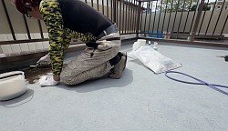先ず汚れ落としから
